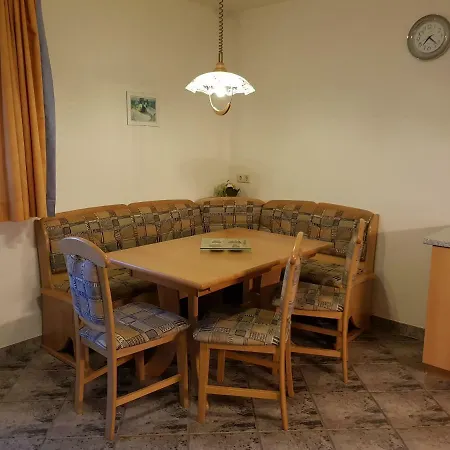 Lenz Apartment